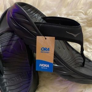 HokaOneOne Ora Recovery Sandal, black, size 9